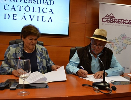 La Universidad Católica de Avila y la Asociación de Vinos de Cebreros firman un convenio para preservar el patrimonio vinícola de la Pequeña D.O. Cebreros